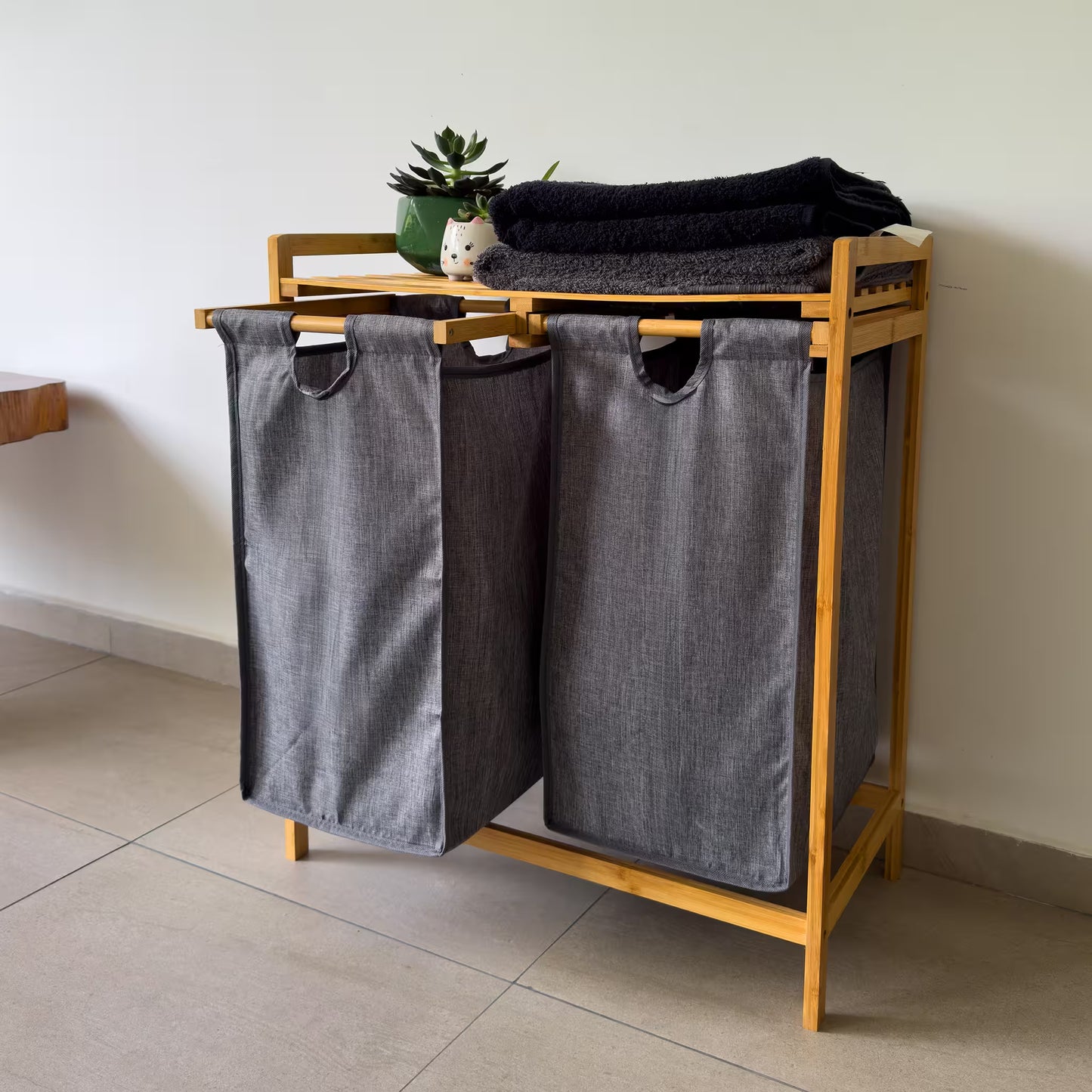 Organizador Premium en Bambú - 2 Cestas Extraíbles y Estante Superior.